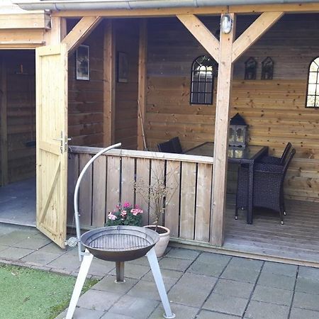 Sneek Vakantiehuis Verhuur Villa Kültér fotó